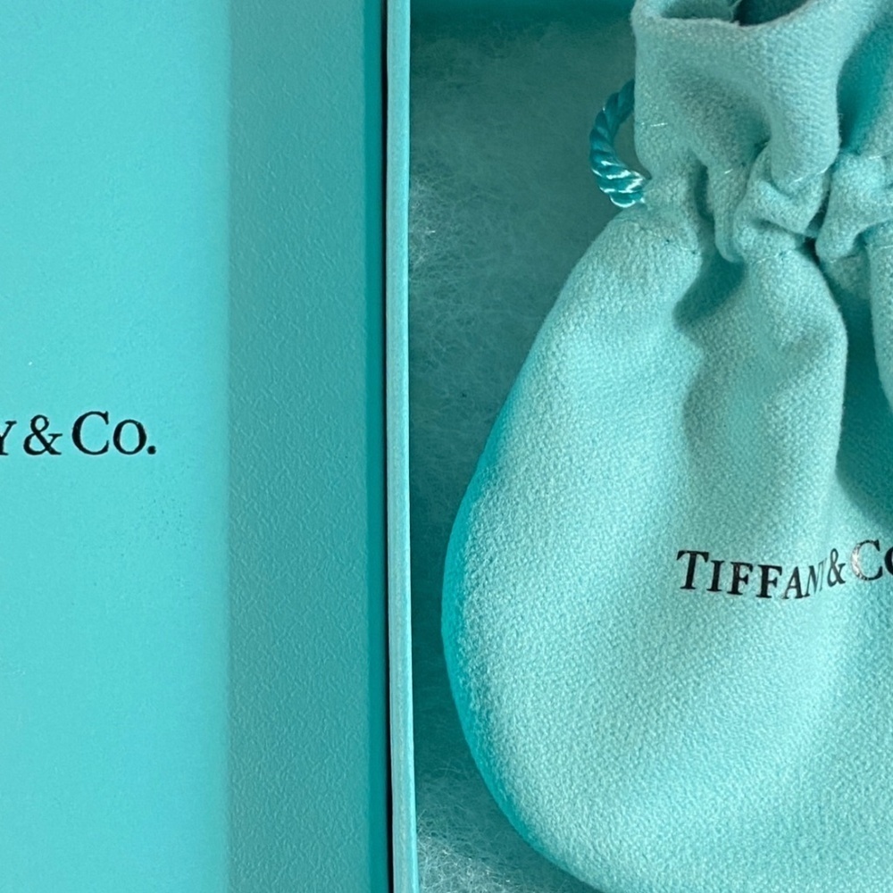 Tiffany & Co pink sapphire open heart necklace 925 Elsa Peretti  MSRP $850 - Picture 7 of 7